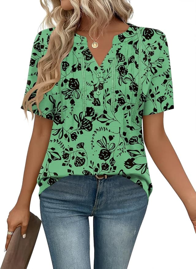 Detalle de IECCP Women’s short sleeve button dressy tunic top with V-neck pleated detailing