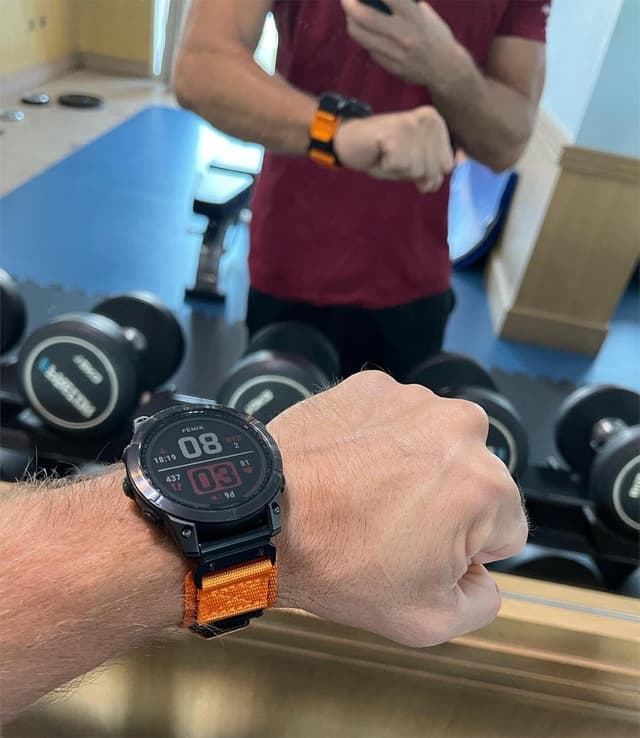 Detalle de Cinturino Garmin Nylon torbollo 20 mm