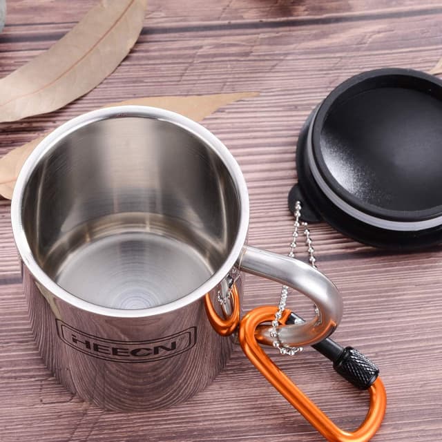 Detalle 2 de HEECN tazza da caffè da campeggio in acciaio inox a doppia parete da 200 ml con coperchio e moschettone