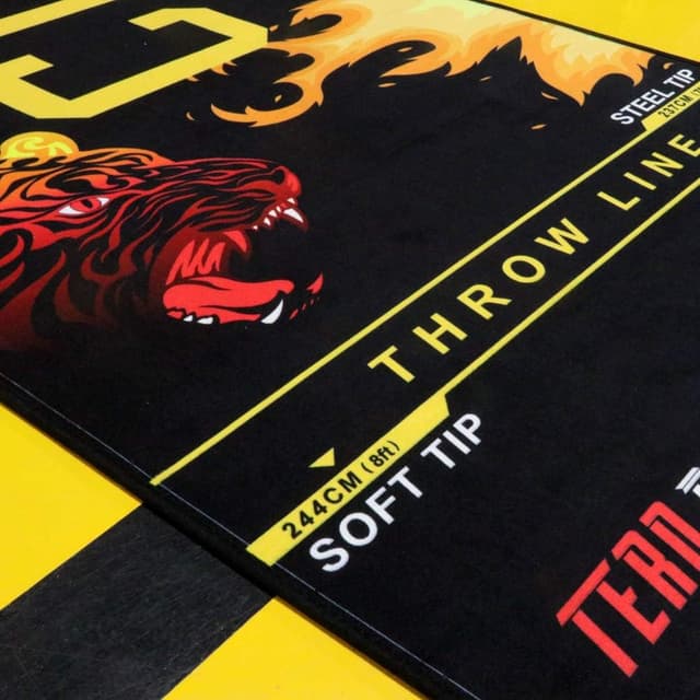 Detalle de CUESOUL Heavy Duty Darts Mat (tapis de fléchettes) avec ligne de lancer acier et pointe souple