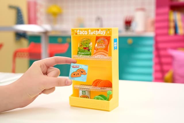 Detalle 2 de MGA Miniverse Make It Mini Miniature 8+