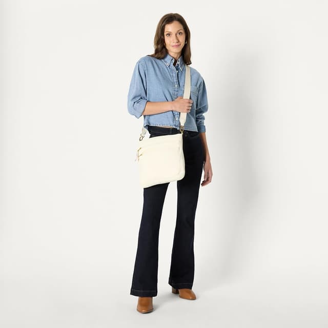 Detalle 2 de Amazon Essentials Women’s Slim Nylon Cross-body Bag