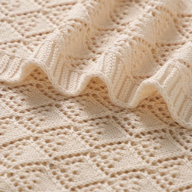 Detalle 2 de Neiwech 100% cotton cellular baby blanket (100 x 80cm) in camel