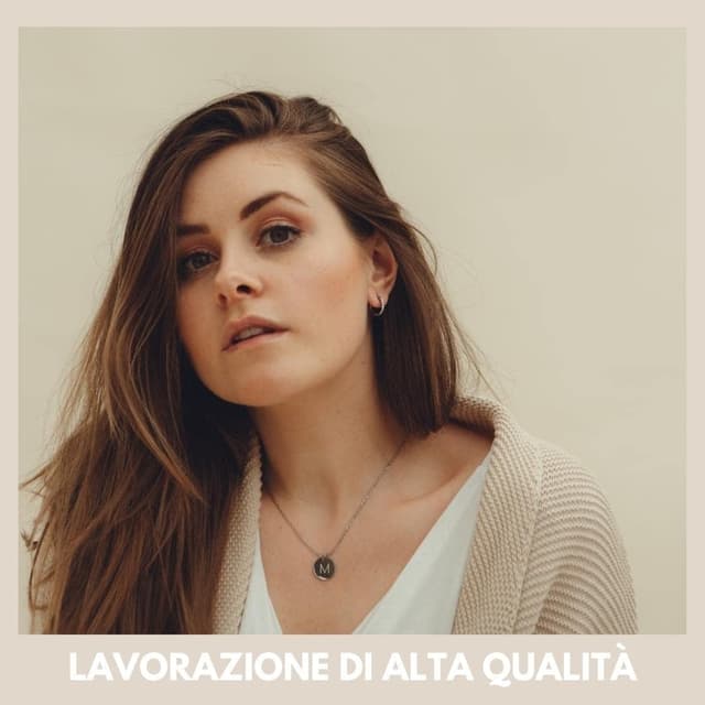 Detalle de GD GOOD.designs EST. 2015 collana con catenina e iniziali in argento, da donna