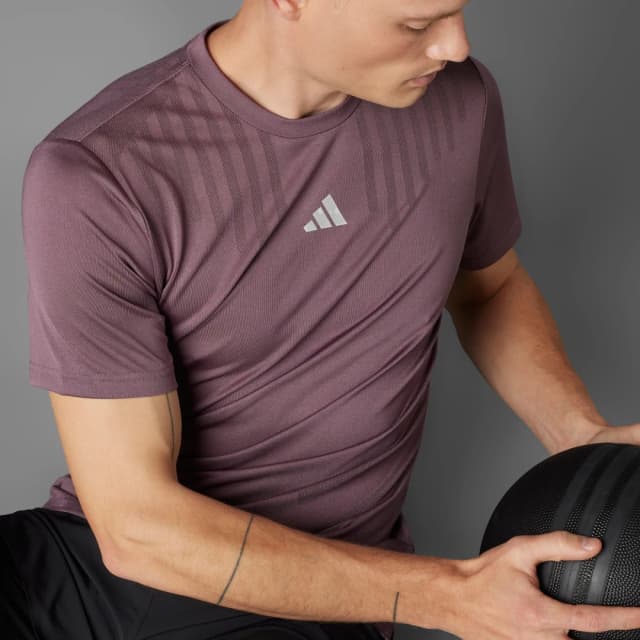 Detalle de adidas HIIT Airchill Camiseta Violeta 30 días 😊