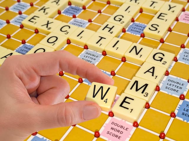 Thumbnail 4 de Winning Moves Tile Lock Scrabble