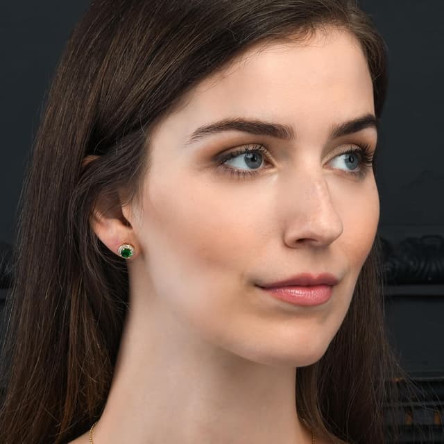 Detalle 2 de Zavana orecchini donna Halo rotondi placcati oro con zirconi colorati (verde, blu, rosso)