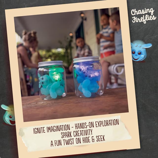 Detalle de Toysmith Chasing Fireflies Kids Game (Shine & Seek) with Glowing Jars, Indoor/Outdoor Night Play — Ages 3+