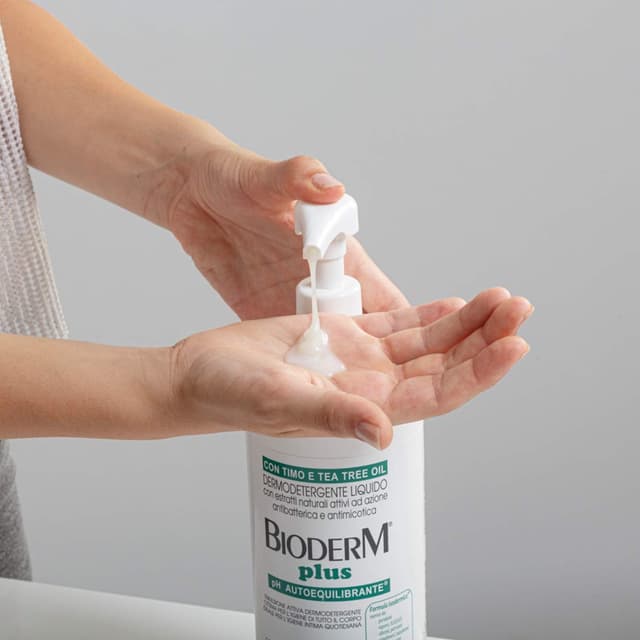 Detalle 2 de Bioderm Plus Dermodetergente 500 ML