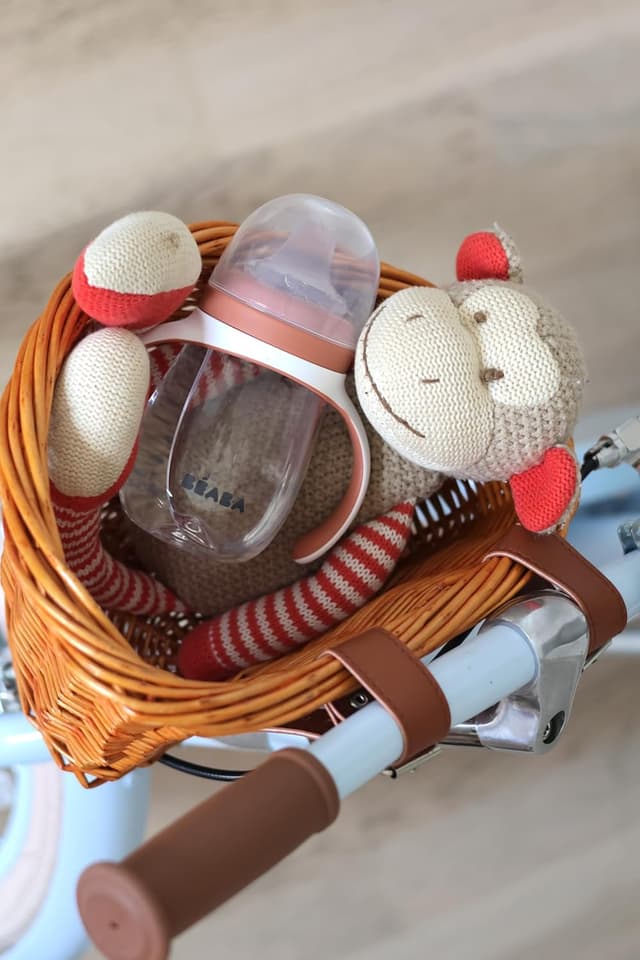 Detalle de BÉABA 2-in-1 Trinklernbecher für Kinder (210 ml) mit Babyflasche-zu-Kindertasse-Ansatz, terracotta
