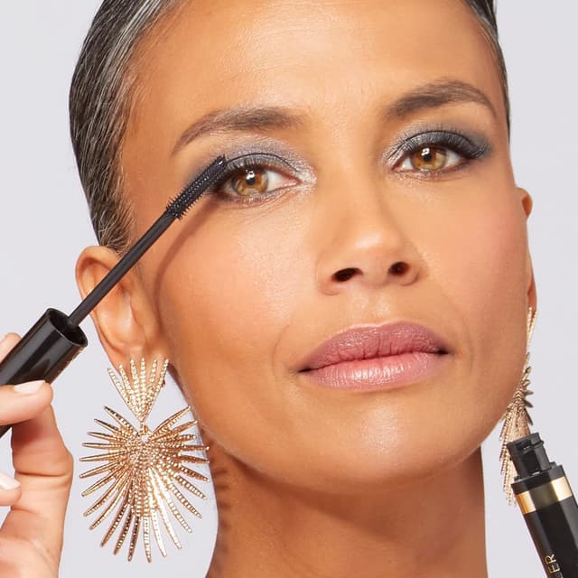 Thumbnail 3 de Laura Geller Kajal Mascara 1 ct 💄