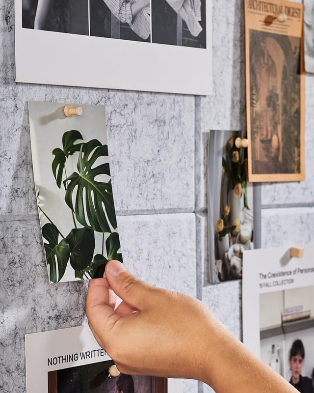 Detalle de Soundsbay Large Cork Board Felt Wall Tiles (120x90cm) – Self-Adhesive 12 Pack