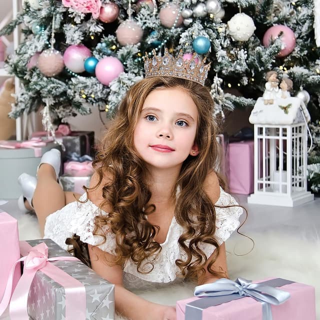 Detalle 2 de Hemobllo Tiara Königin mit 5 cm Höhe