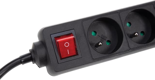 Thumbnail 1 de Perel Bloc multiprise 4 prises 1,5 m