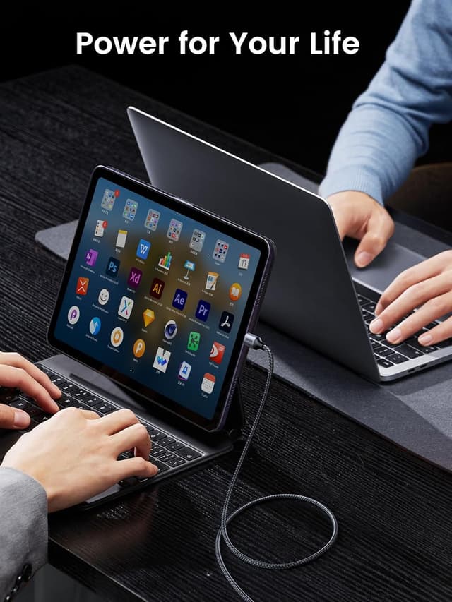 Detalle 2 de UGREEN USB C to USB-C 60W charger cable