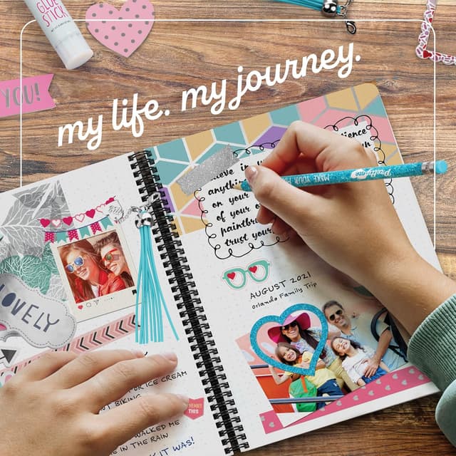 Thumbnail 1 de Pretty Me DIY Journal Kit 70-page ๐