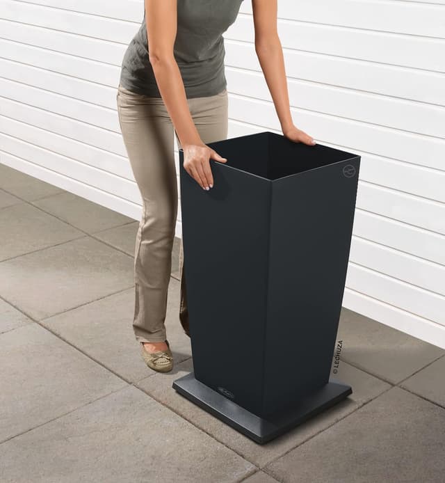 Detalle de LECHUZA Cubico 40 Base a rullo