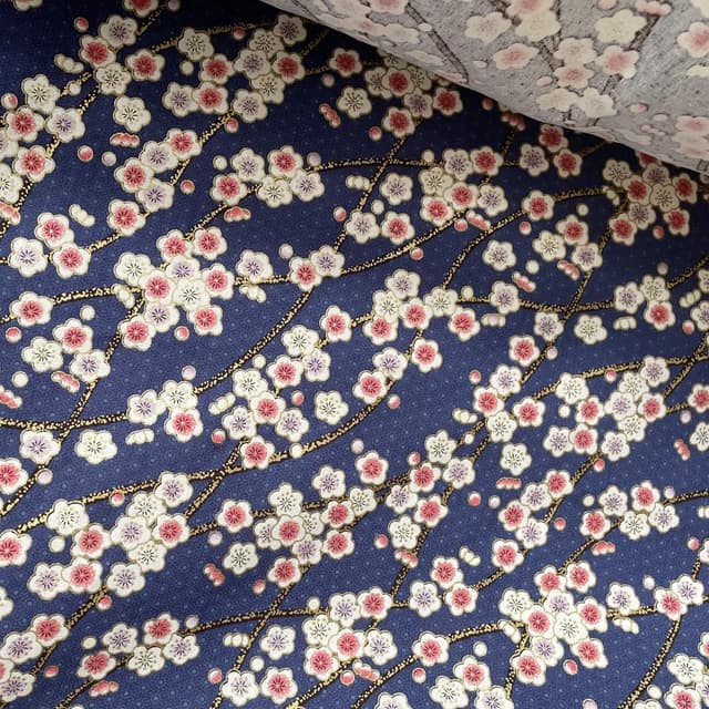 Detalle 2 de Jukway Telas de Algodón Impresas Flores Doradas 100cm