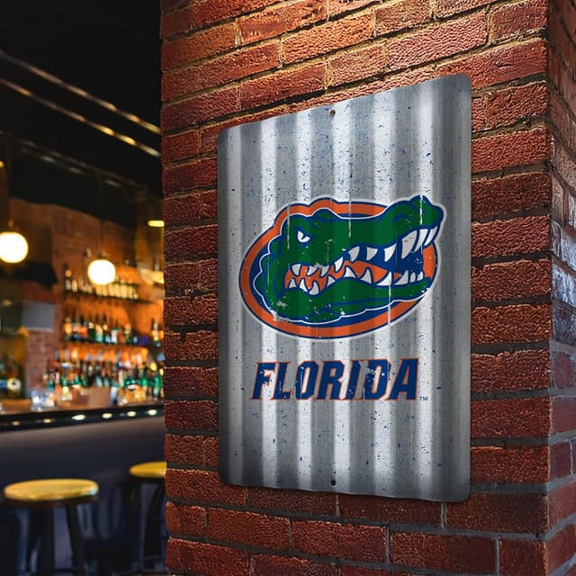 Detalle 2 de Rico Industries NCAA 12" x 16" Tin Metal Roof Sign