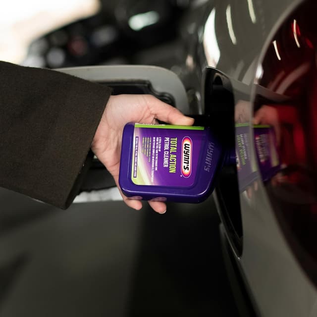 Detalle 2 de Wynn’s Force 6 Essence 125 ml nettoyant-moteur