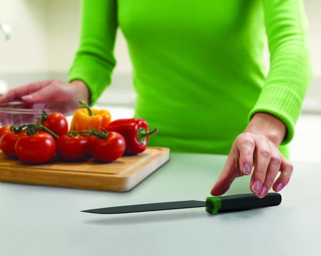 Detalle de Joseph Joseph Elevate Knives, set da 6 coltelli (multi-colore) con tecnologia Elevate
