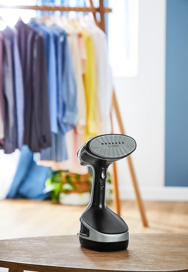 Detalle de Tefal Access Steam Force Dampfbürste DT8250 (Dampfglätter) – 2.000 Watt, 190 ml Wassertank