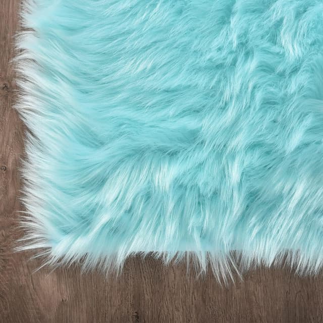 Detalle de Latepis Light Blue Faux Sheepskin Fur Area Rug 8x10 (Teal) for Living Room & Bedroom