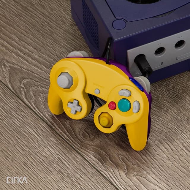 Detalle de Cirka Wired GameCube Controller for GameCube (GC) / Wii — Yellow Purple