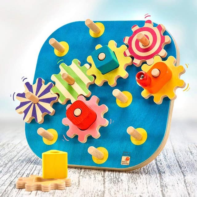 Detalle de Selecta 62011 Kurbelspaß aus Holz – Motorikspielzeug für 1 bis 3 Jahre