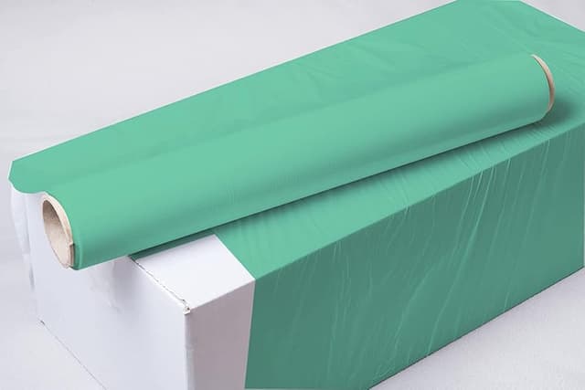 Detalle 2 de OFITURIA Film estirable 50 cm x 300 m