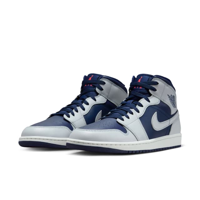 Detalle de Nike AIR JORDAN 1 MID Zapatillas casual hombre