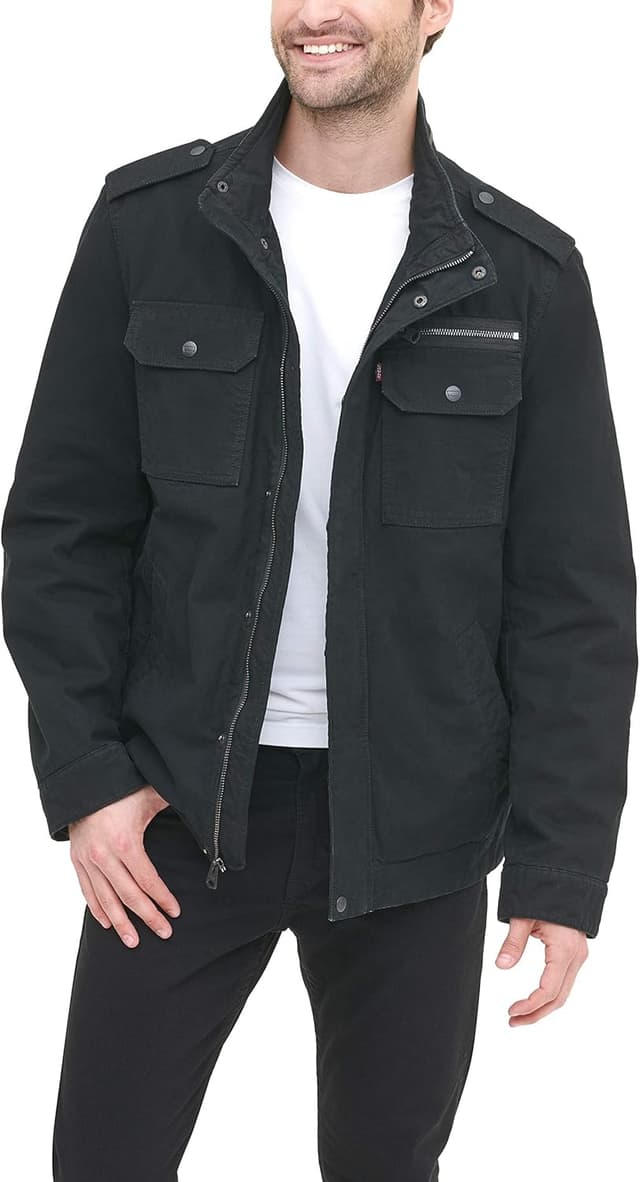 Detalle de Levi's Washed Cotton Military Jacket men’s jacket