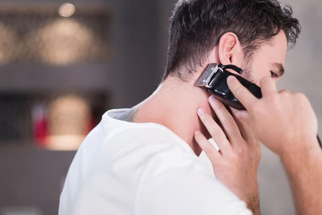 Thumbnail 3 de Wahl 09243-2216 Homepro Cortapelos con Estuche-in- Mano ✂