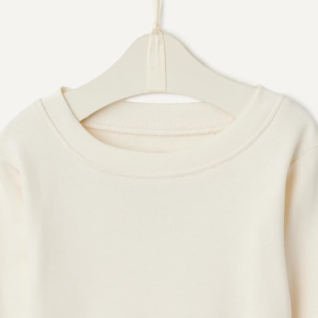 Detalle 2 de Amazon Essentials x Sofia Grainge Mommy and Me long sleeve pyjama set (snug fit cotton)