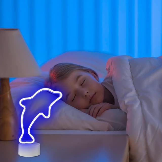 Detalle 2 de Aslanka Delphin Nachtlicht 3 AA