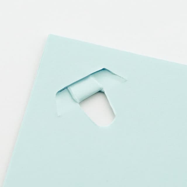 Detalle 2 de PLUS Grapadora sin grapas 2 en 1 10 hojas