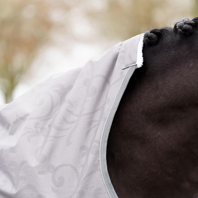 Detalle 2 de Imperial Riding Outdoordecke IRH Super-Dry (200 g) – wasserdicht & atmungsaktiv, Winterdecke für Pferde