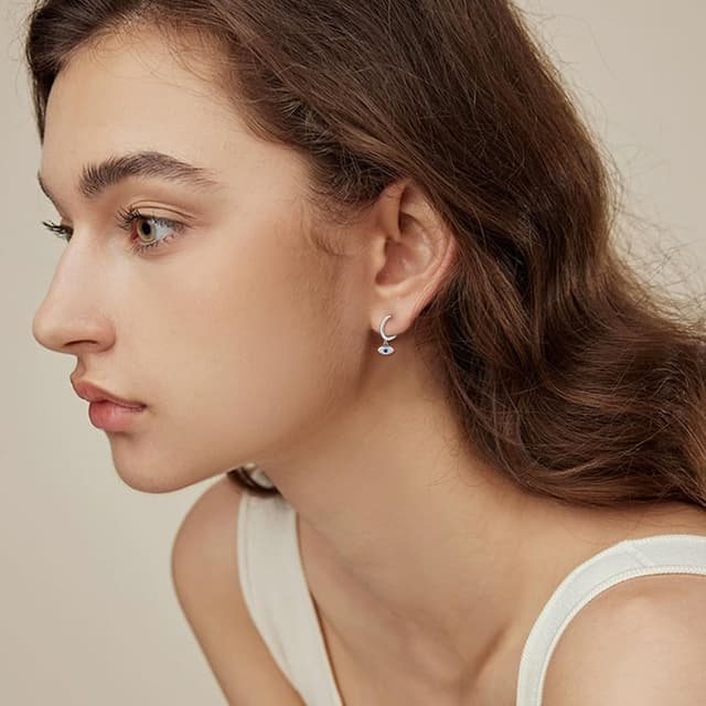 Detalle 2 de VIKILEE 925 Sterlingsilber Ohrringe 0,9 cm