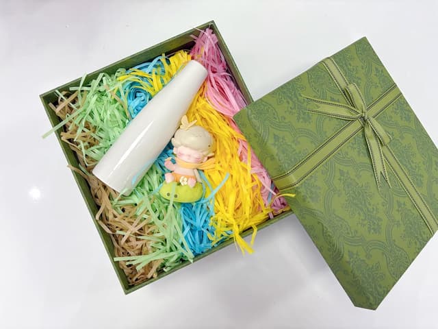 Detalle de AGOBUHE 500g coloured shredded tissue paper