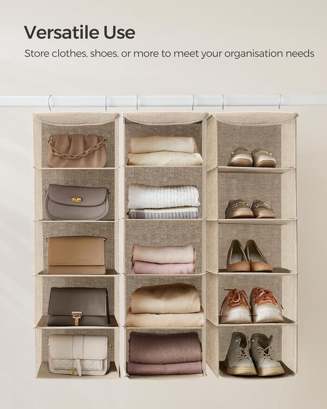 Detalle de SONGMICS RCH005Y01 hanging wardrobe storage shelves with metal hooks and bamboo inserts