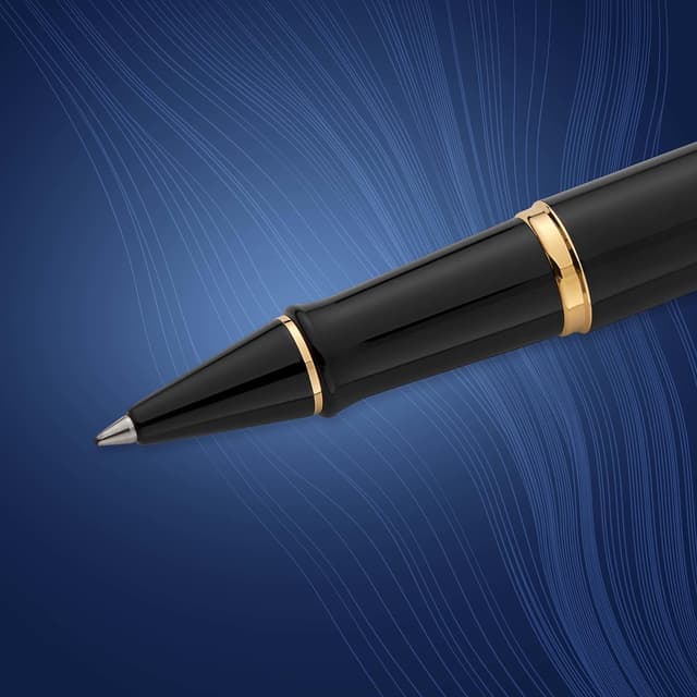 Detalle 2 de Waterman Expert Tintenroller im hochglänzenden Schwarz mit 23-K-Gold-Zierteilen (feine Spitze) – in Geschenkbox