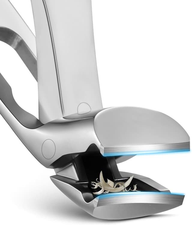 Detalle de FVION angled head nail clippers for thick nails