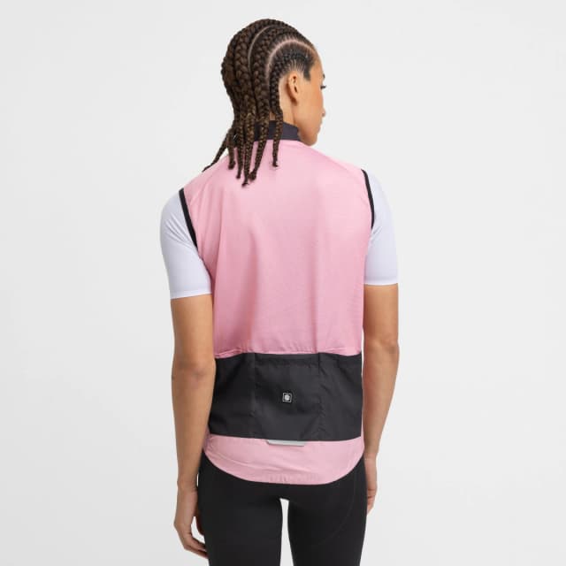 Detalle 2 de Siroko Chaleco cortavientos ciclismo mujer V1-W