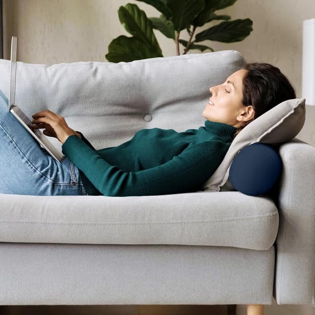 Detalle 2 de Utopia Bedding Almohada Cilíndrica Azul Marino 2U 💤