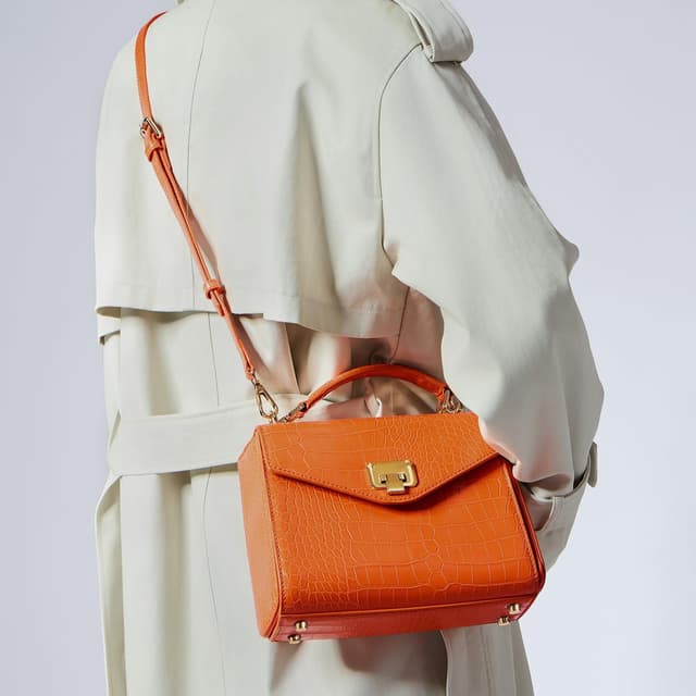 Detalle de VICTORIA HYDE Borsa a tracolla vintage vegana in vera pelle con tracolla regolabile e doppio scomparto