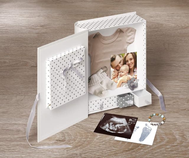 Detalle de Walther Design Baby Little Foot FB-173 : boîtes de rangement grises à 3 tiroirs pour souvenirs de bébé