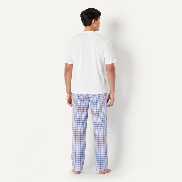 Detalle de Amazon Essentials men’s cotton stretch poplin pyjama set with jersey T-shirt