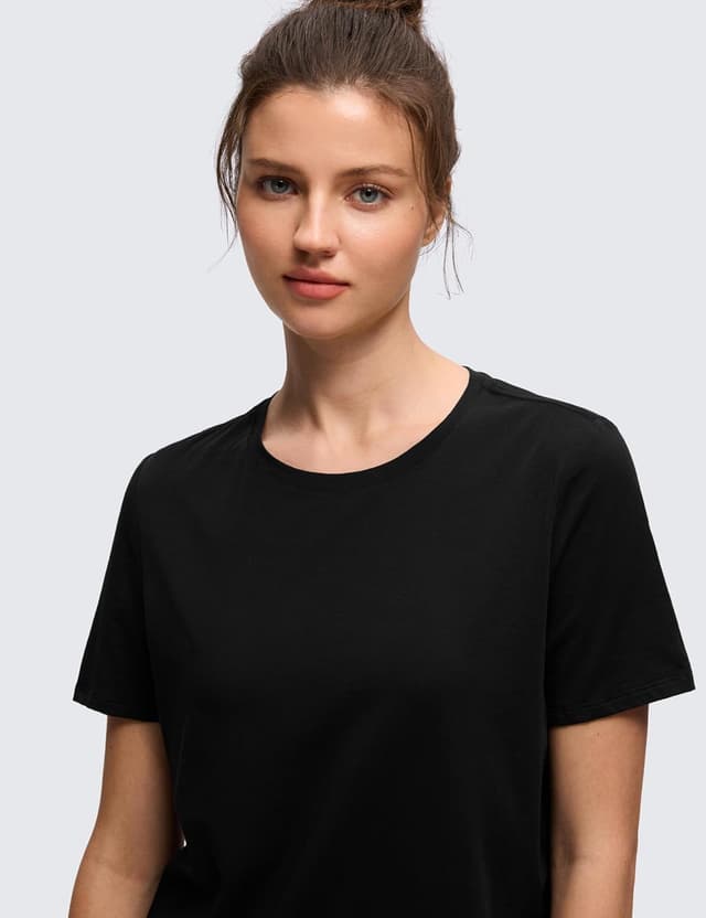 Detalle de CRZ YOGA chemise à manches courtes en coton Pima pour femmes, coupe ample