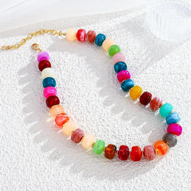 Detalle de LILIE&WHITE Resin Chunky Beaded Necklace (Handmade Statement Jewelry)