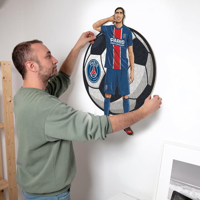 Detalle de Puzzle en bois Iconic Puzzles PSG Achraf Hakimi (taille S) – 150 pièces, licence officielle